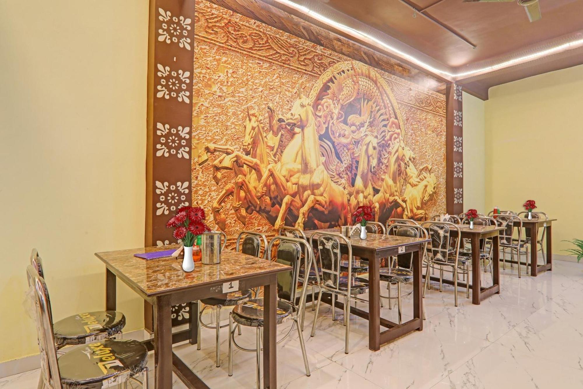 Hotel O Sai Galaxy Hotel & Restaurant Kanpur Exterior photo